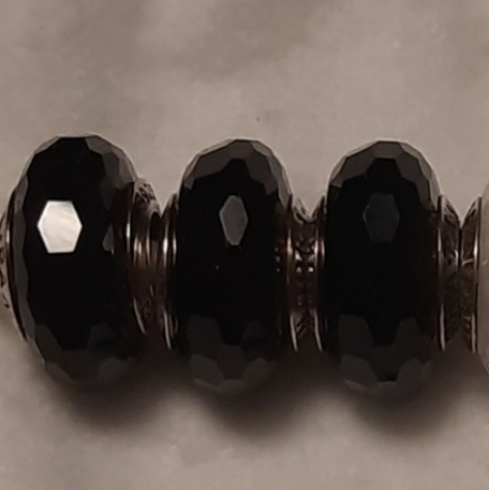3 black muranos